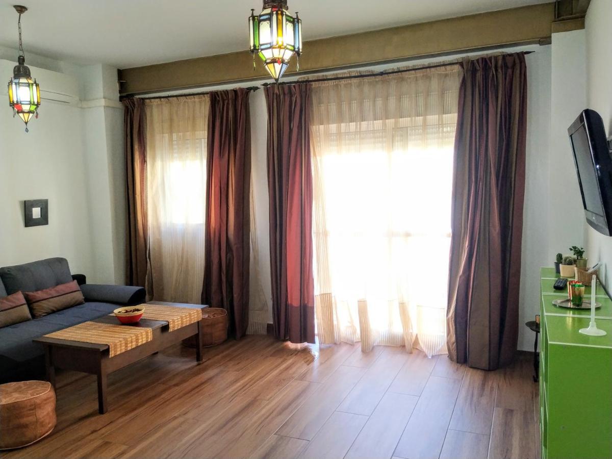 Puerta Real Apartamentos セビリア エクステリア 写真
